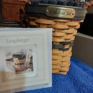 Longaberger Collector's Club Basket - Natural and Navy